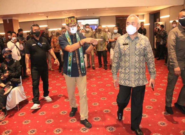 Sandiaga Uno Doakan Isran Noor Membawa Perpindahan IKN