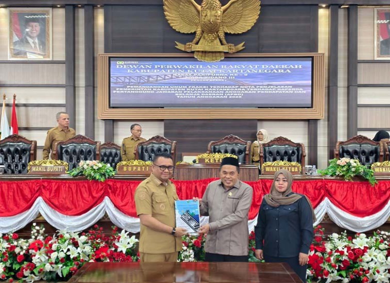 Serahkan Raperda Pertanggungjawaban APBD 2025, Pemkab Kukar Diminta Benahi Perencanaan Anggaran