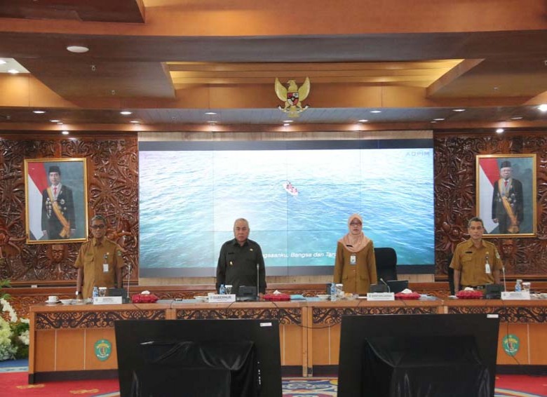 Rapim Evaluasi Realisasi Fisik Keuangan dan Pengadaan Barang, Gubernur: Kepala SKPD Harus Mengontrol Seluruh Program dan Kegiatan