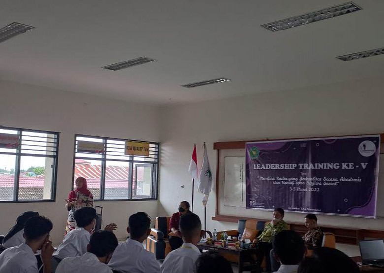 Unikarta Gelar Leadership Training