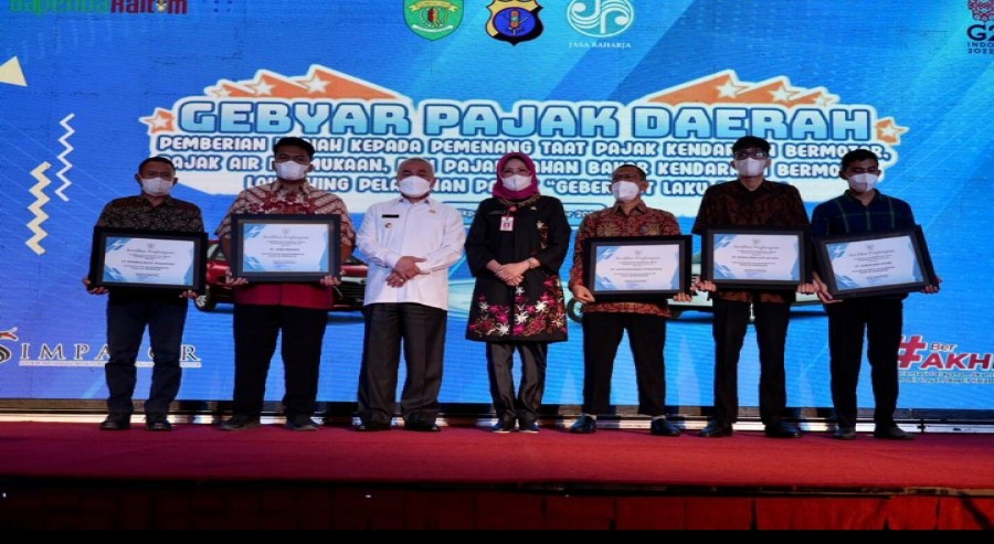 Gubernur: Masyarakat Taat Bayar Pajak Adalah Pahlawan Pembangunan