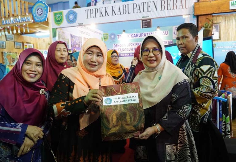 Promosikan Produk UP2K di HKG PKK ke 51 Tingkat Kaltim