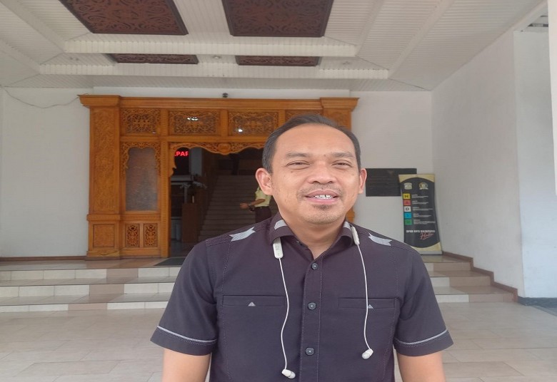 Balikpapan Serius Atasi Iklan Rokok, DPRD Minta Satpol PP Konsisten Menindak