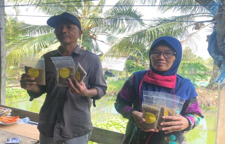 Warga Kampung Kamal Kembangkan Abon Ikan Lele