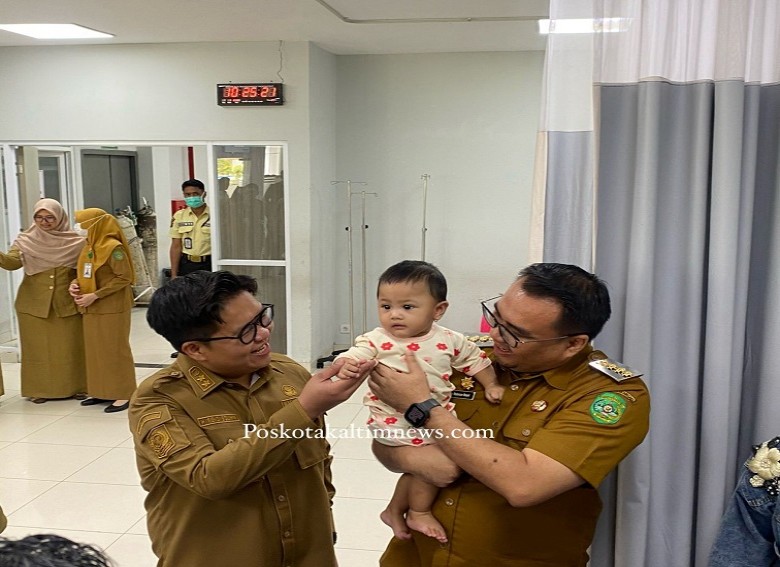 Bupati dan Wakil Bupati Kukar Tinjau RSUD AM. Parikesit, Pastikan Program Berobat Hanya Menggunakan KTP