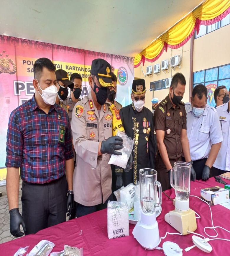 Polres Kukar Musnahkan Sabu 5,6 Kg dan Ganja 1 Kg