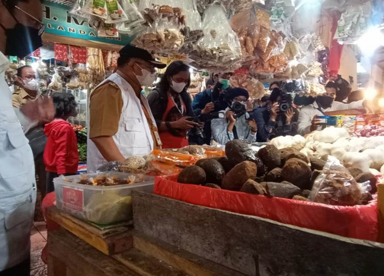 Pemkot Balikpapan Sidak Pasar, Pastikan Harga Sembako Stabil Jelang Lebaran