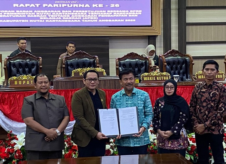 DPRD Kukar Sahkan APBD 2025 Senilai Rp12 Triliun