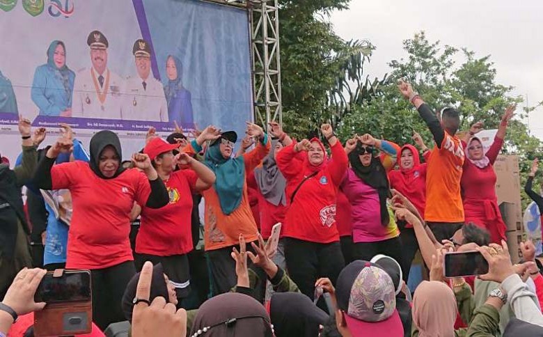 Rangkaian Peringatan HKG ke 51 Gelar Senam dan Penanaman Pohon