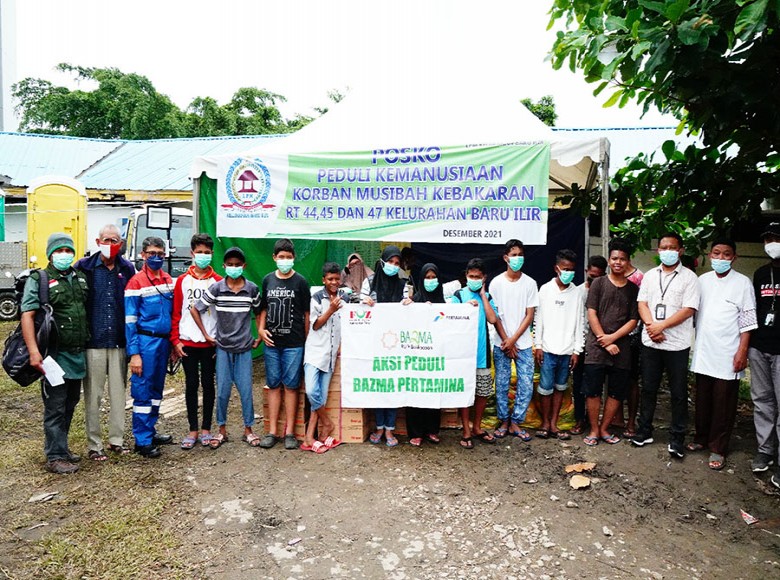 Bazma Pertamina RU V Salurkan Bantuan untuk Korban Kebakaran