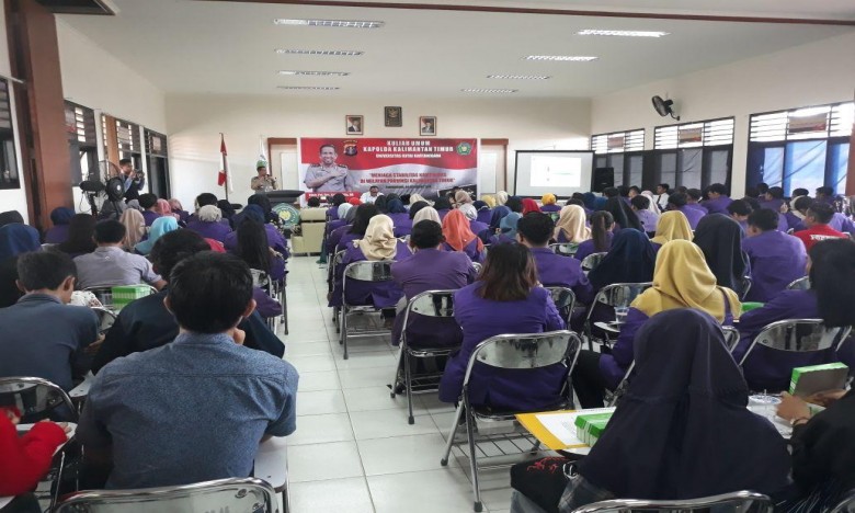 Kapolda Berikan Kuliah Umum Kepada Mahasiswa Unikarta