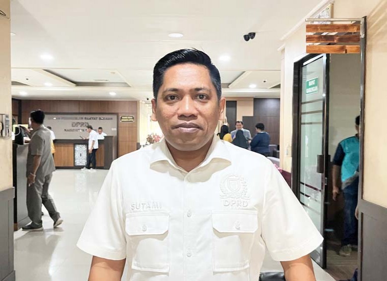Sutami Soroti Penggantian Alat Angkut oleh Perusahaan, Dinas Perkebunan Diminta Mediasi