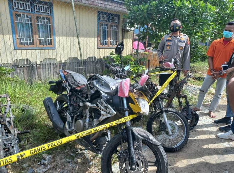 Gara gara Cemburu, Pria Ini Bakar Sepeda Motor Mantan Kekasihnya