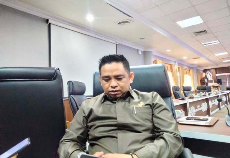 Anggarkan Rp20 Miliar untuk PJU, Sakirman Harapkan 4 Kecamatan Tidak Ada Keluhan Lagi