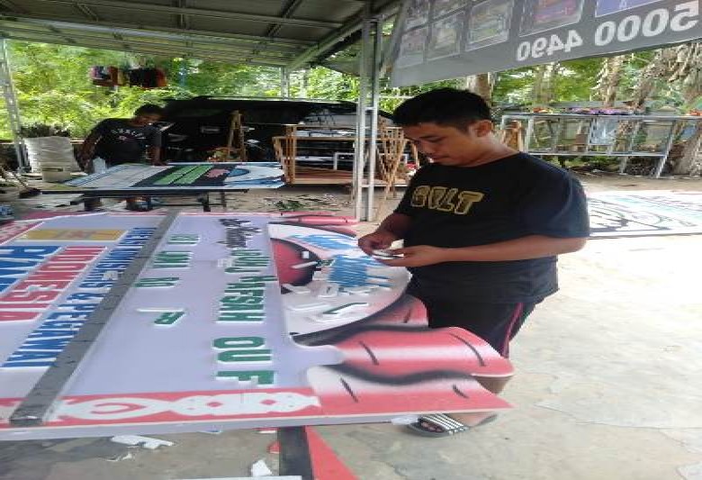 Imbas Covid-19, Omset Usaha Karangan Bunga Menurun