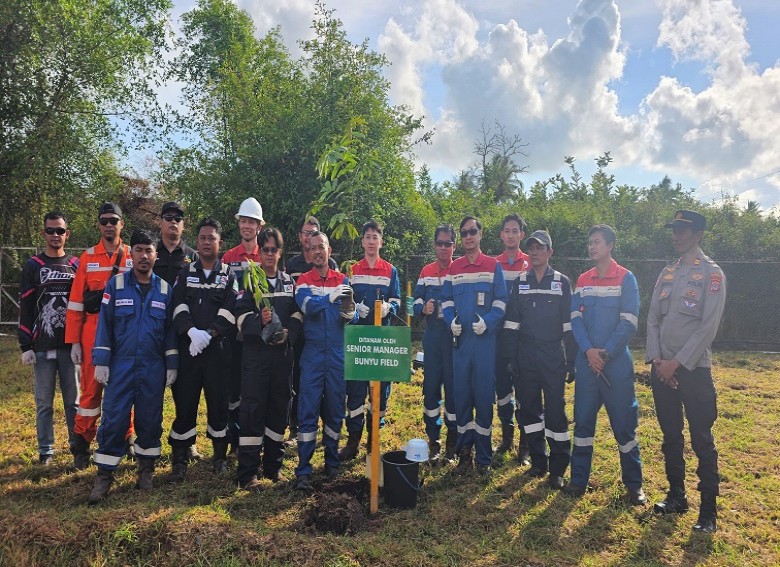 Aksi Hijau di Hari Buruh, Pertamina EP Bunyu Field Tanam Pohon dan Bersihkan Sampah