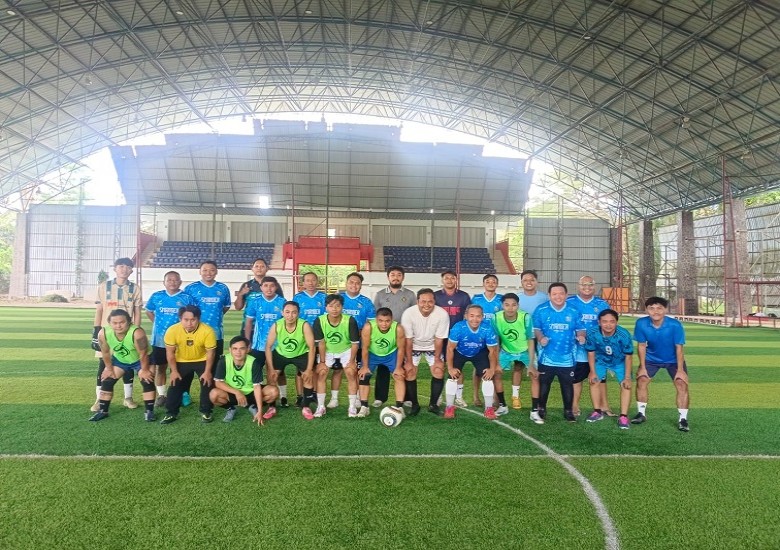 PWI Kukar dan SMANDA Tenggarong Perkuat Silaturahmi Lewat Laga Persahabatan Mini Soccer