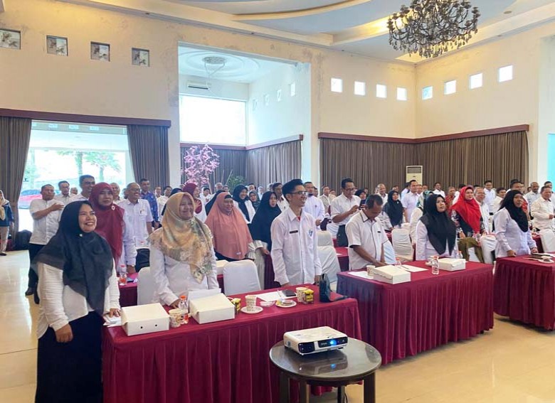 Tingkatkan Tugas dan Fungsi Kepala SMP Lewat Bimtek