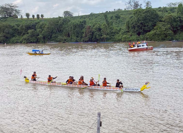 Bupati Berau  Minta Festival Perahu Panjang Dijadikan Sebagai Daya Tarik Pariwisata dan Ekonomi Lokal