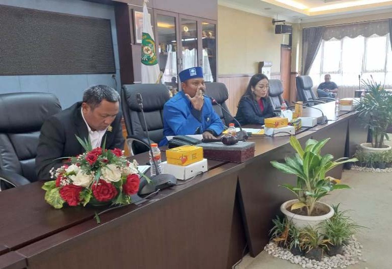 Tuntut Tanggungjawab Sosial PT APT, Warga Desa Ritan Baru Datangi DPRD Kukar