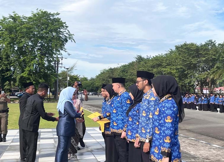 Bupati Berau Tekankan Profesionalisme dan Inovasi ASN Dihadapan 1.462 P3K yang Baru Dilantik