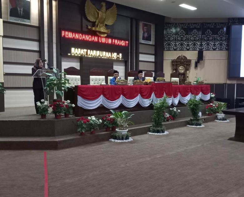 Fraksi DPRD Kukar Sampaikan Pandangan Umum Terhadap 5 Raperda