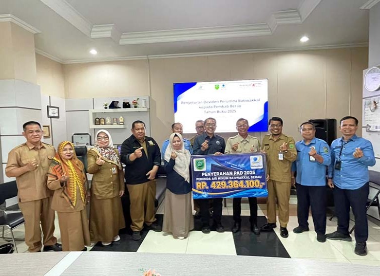 Perumda Batiwakkal Berau Setor Dividen Rp429 Juta untuk Perkuat PAD Kabupaten Berau