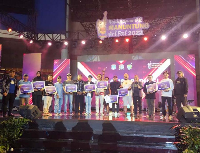 Dari Arena BMAF 2022,  Teater Matahari Samarinda Sabet Juara 1 Musikalisasi Puisi