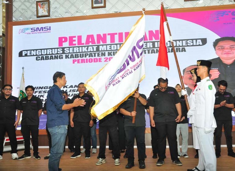 Pelantikan Pengurus SMSI Kukar, Peran Media Sangat Penting Sampaikan Informasi Objektif dan Akurat