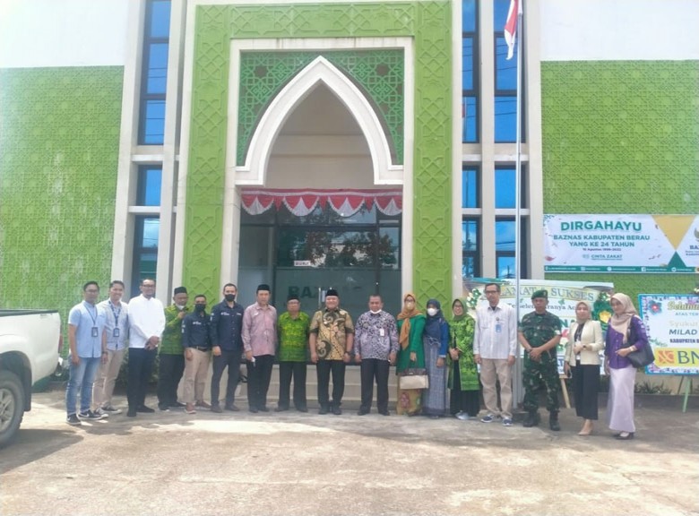 Zakat Membantu Program untuk Menuntaskan Kemiskinan