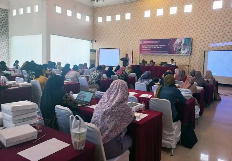 Tingkatkan Kompetensi Guru PAUD, Disdikbud Gelar Diklat Tingkat Dasar