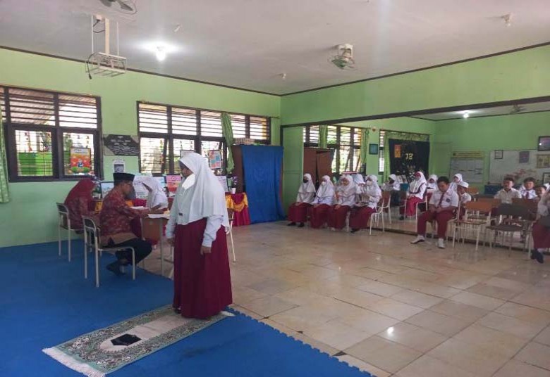 Calon Peserta Didik Antusias Ikuti PPDB MTs Negeri 1 Kukar