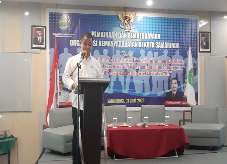 Buka Pembinaan dan Pembedayaan Ormas di Samarinda, Deni: Peran Ormas Penting Dalam Mendukung Pemerintahan