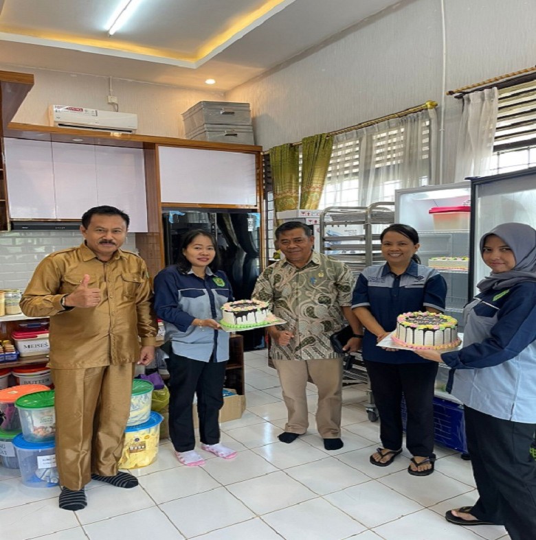Basti Peduli UMKM, Gelar Pelatihan Pembuatan Kue Gratis