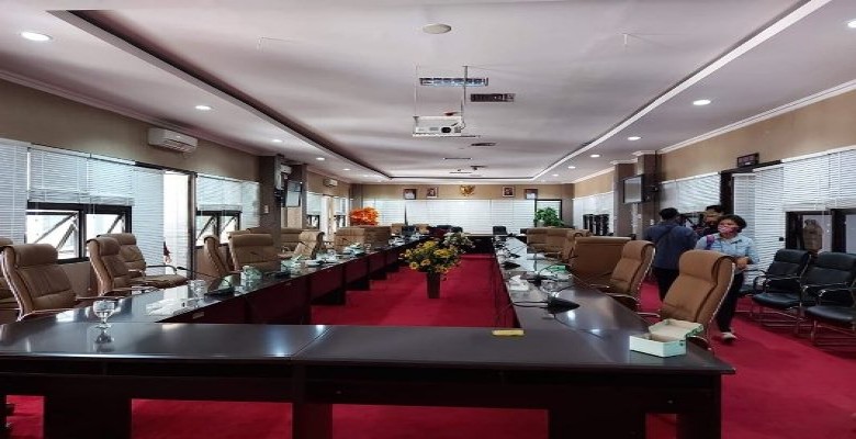 Antisipasi Penyebaran Covid-19,  Seluruh Ventilasi Udara Sekretariat DPRD Bontang Dibuka