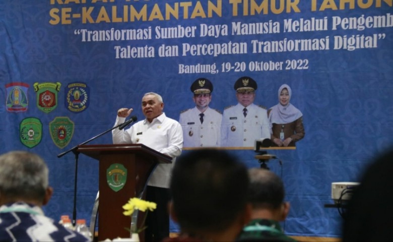 Gubernur: Jangan Hapus Tenaga Honor, Kalau Mau, Angkat Semua jadi PPPK