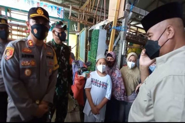 Presiden RI Beri Bantuan ke 4 Bersaudara Yatim Piatu di Kukar