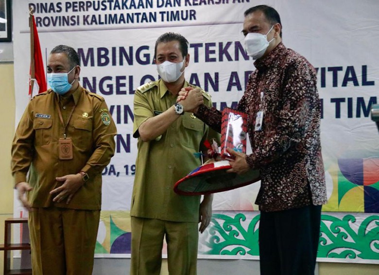 Buka Bimtek Pengelolaan Kearsipan, Wagub : Penting Mengetahui Tentang Kearsipan