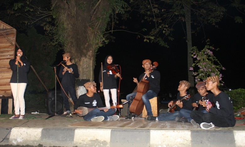 KMP Bangkitkan Sastra Kutai