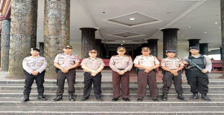 Pastikan Ibadah Umat Nasrani Aman, Polres Kubar Gelar Pengamanan Gereja