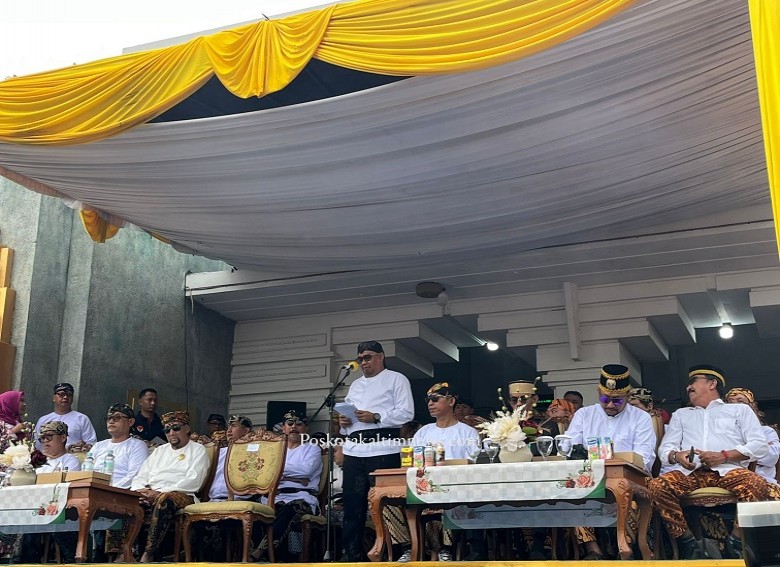 Ritual Belimbur Tutup Erau 2025, Bupati Kukar Ajak Warga Jaga Adat dan Persatuan