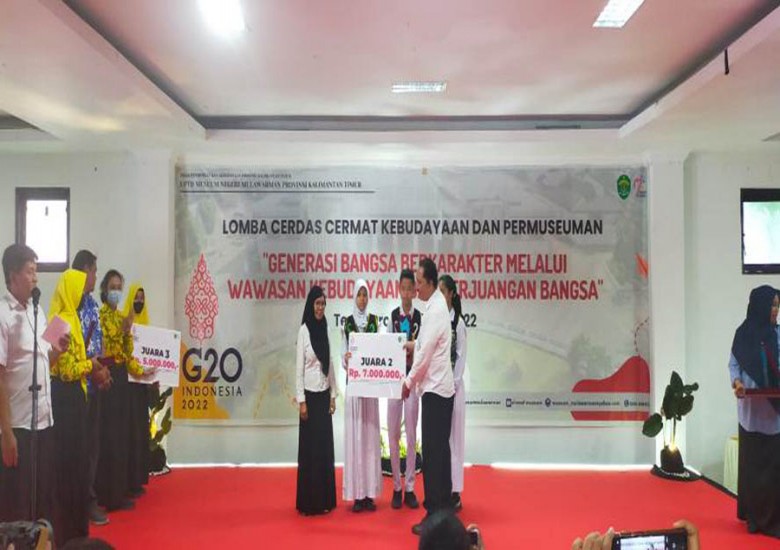 SMP Negeri 3 Tenggarong Raih Juara 2 Lomba Cerdas Cermat
