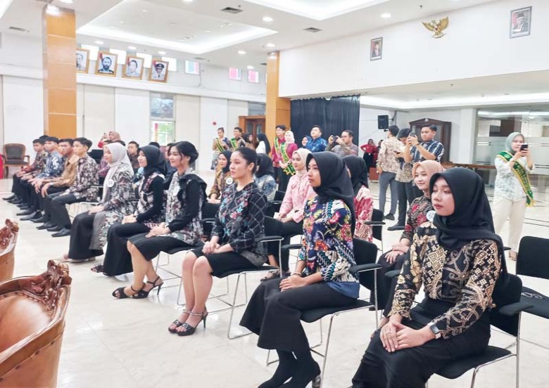 24 Finalis Terpilih Sebagai Teruna Dara dan Putri Pariwisata Kukar 2023