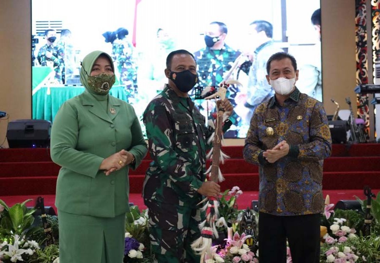 Wagub Hadiri Pisah Sambut Pangdam VI Mulawarman Balikpapan