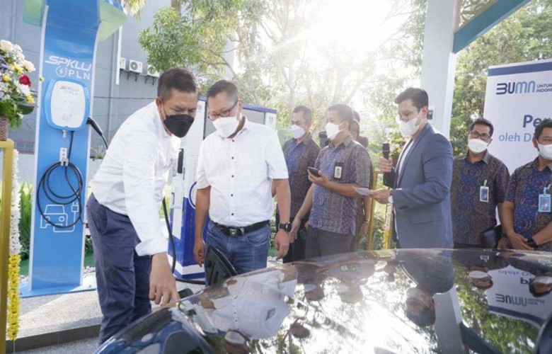 SPKLU Perdana di Kalimantan Resmi Beroperasi