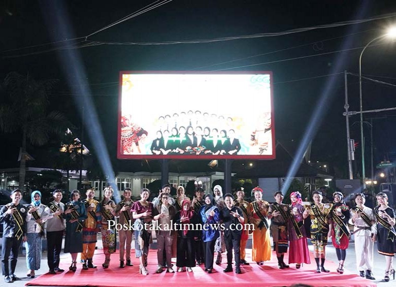 20 Finalis Teruna Dara Kukar 2025 Unjuk Bakat di SOE, Dispar Kukar Dorong Representasi dan Pelestarian Budaya Lokal