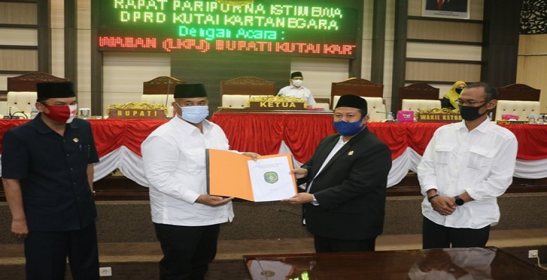 DPRD Sampaikan Rekomendasi LKPJ Bupati 2019