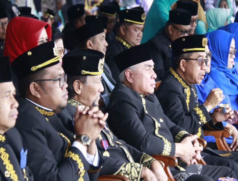 Pimpin Upacara HUT ke-23 Kabupaten Kutim, Gubernur Berpesan Terus Lanjutkan Pembangunan