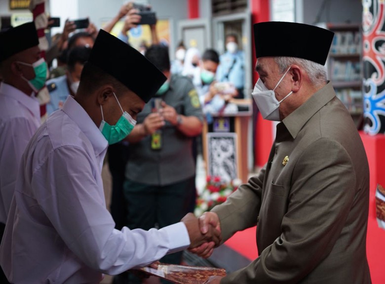 8.630 Warga Binaan Lapas Kaltimtara Mendapat Remisi Umum, Gubernur : Semoga Mereka Yang Bebas Tidak Kembali Lagi