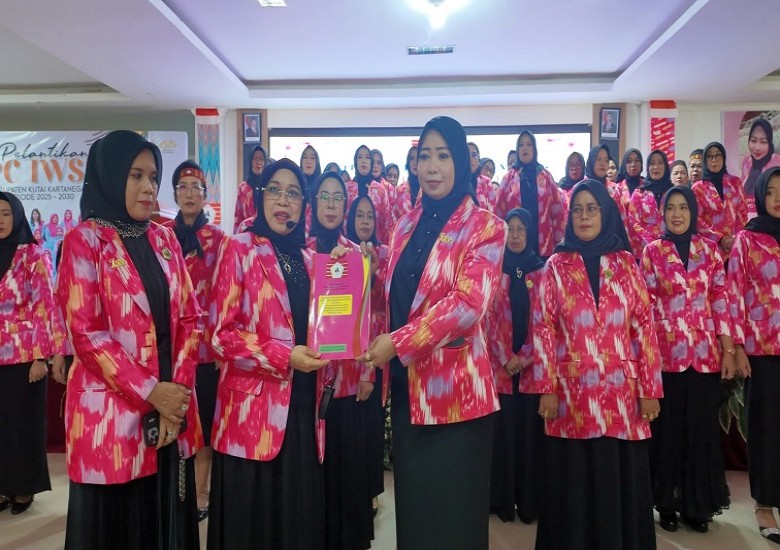 Pelantikan PC-IWSS Kukar Berlangsung Khidmat, DPRD Harap Organisasi Makin Solid dan Berdaya